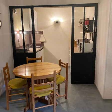 Appartement Pyrénées -sainte-marie De *